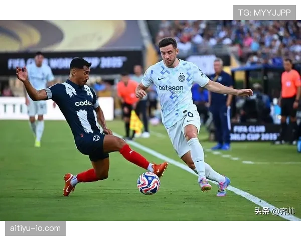 拉莫斯头球能力：定位球头球威胁解析