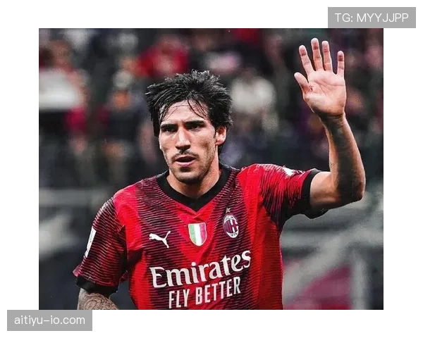 卡马文加与托纳利：新一代中场核心的攻防结构与战术角色差异分析