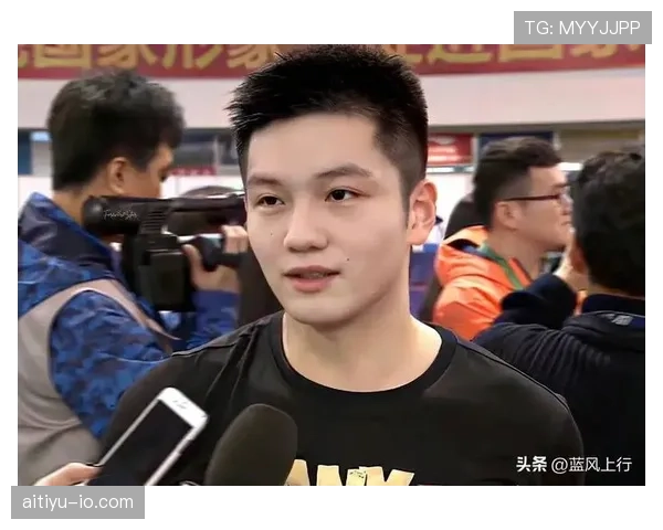 樊振东一天零食花几千，健身房发卡比我家还多？